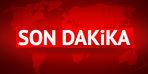 İtfaiyeciler alevlerin arasında kaldı!  İtfaiyecilerden biri yere düştü